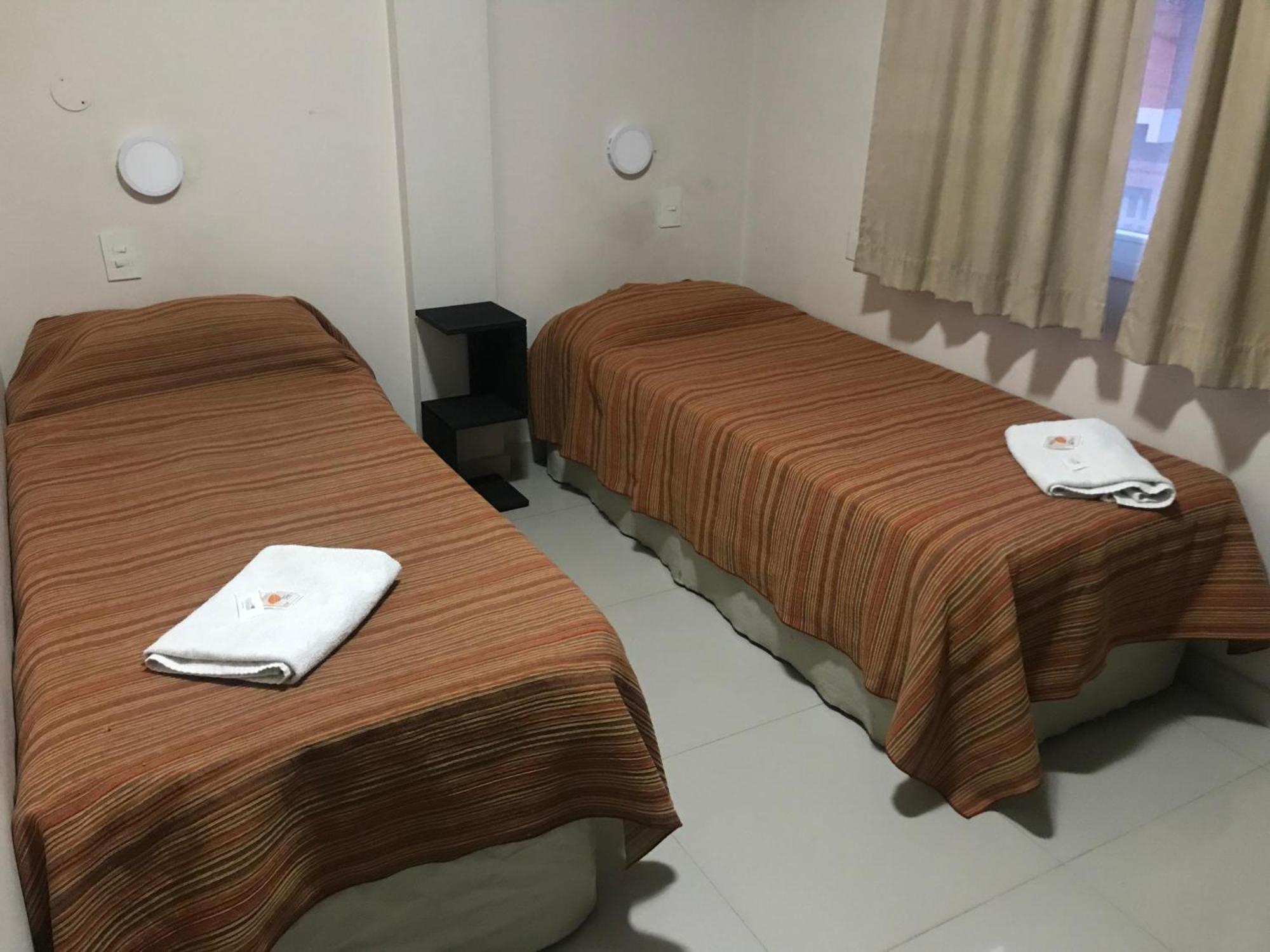 Zárate Hotel Plaza Italia מראה חיצוני תמונה